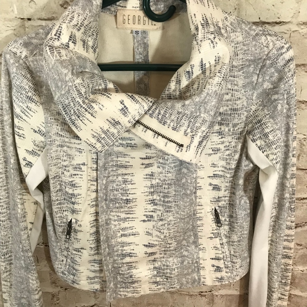 Georgie Faux Python Short Jacket - Picture 3 of 7